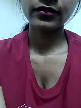 Snapshot of Rajni-Mehra chatting on February 18, 2025, 6:04 pm Rajni-Mehra online show from February 18, 2025, 6:04 pm