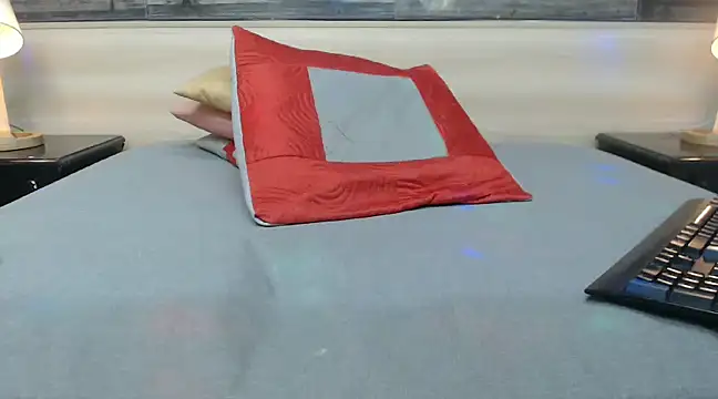 Snapshot of nahomibecker chatting on January 18, 2025, 12:04 pm nahomibecker online show from January 18, 2025, 12:04 pm