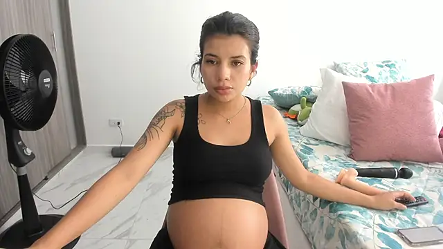 Snapshot of adop_me__ chatting on December 13, 2024, 4:27 pm adop me online show from December 13, 2024, 4:27 pm