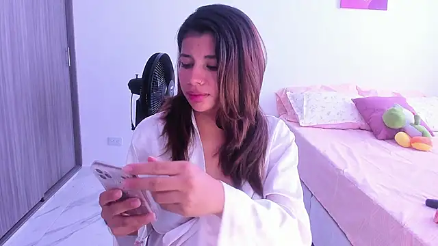 Snapshot of adop_me__ chatting on December 28, 2024, 7:11 pm adop me online show from December 28, 2024, 7:11 pm