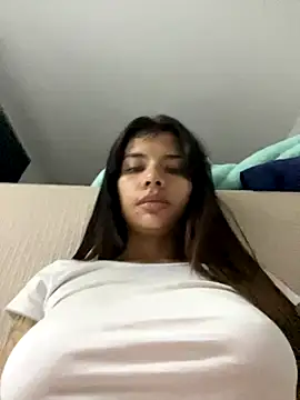 Snapshot of adop_me__ chatting on September 21, 2025, 3:30 am adop me online show from September 21, 2025, 3:30 am