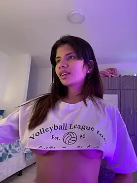 Snapshot of adop_me__ chatting on November 1, 2025, 7:38 pm adop me online show from November 1, 2025, 7:38 pm