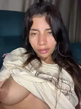 adop me   online show from January 11, 2026, 4:06 am