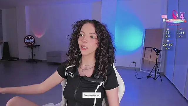 Sapphire Venuss online show from June 16, 2026, 2:25 am