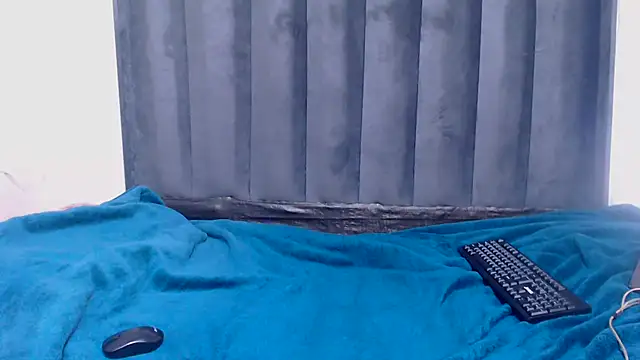BigbootyNickyx online show from July 16, 2026, 9:43 pm