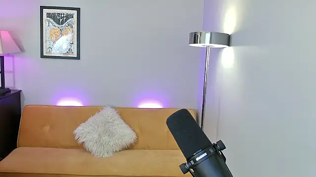 Snapshot of transbate chatting on December 6, 2024, 7:34 pm transbate online show from December 6, 2024, 7:34 pm