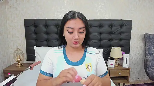 Snapshot of AmaliaDalton chatting on September 20, 2025, 11:33 am AmaliaDalton online show from September 20, 2025, 11:33 am