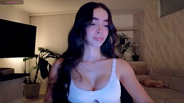 Snapshot of Siny_Moore chatting on February 24, 2026, 12:52 am Siny Moore online show from February 24, 2026, 12:52 am