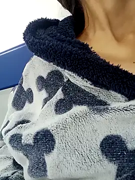 Luci And Sofi online show from February 15, 2026, 9:19 am