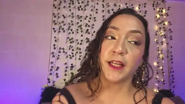 Snapshot of Bigboobs_and_stiven chatting on March 18, 2026, 11:46 am Bigboobs and stiven online show from March 18, 2026, 11:46 am