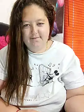 Snapshot of Chloee_ep chatting on January 27, 2025, 5:48 pm Chloee ep online show from January 27, 2025, 5:48 pm