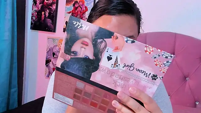 Mila nixon02 online show from September 29, 2025, 4:45 pm