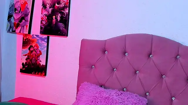 Snapshot of Mila_nixon02 chatting on February 13, 2026, 4:41 am Mila nixon02 online show from February 13, 2026, 4:41 am