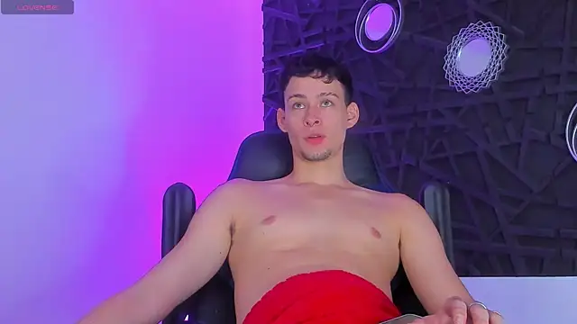 JadeSmiith  online show from January 10, 2025, 9:31 pm