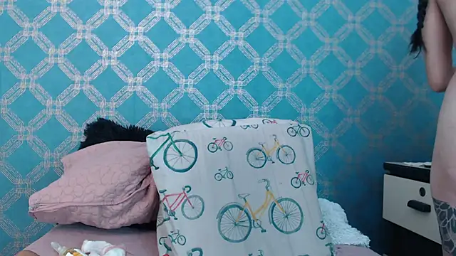 Snapshot of violeta_cute18 chatting on January 20, 2025, 8:18 pm violeta cute18 online show from January 20, 2025, 8:18 pm