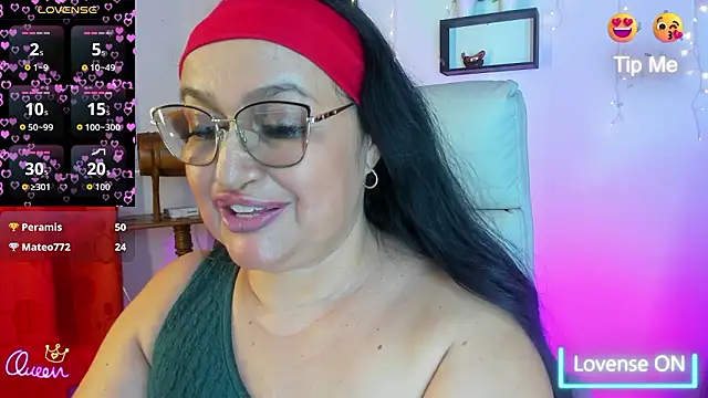 Gia Nahomi online show from February 15, 2026, 7:51 am