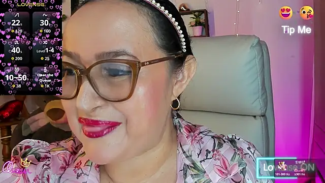 Gia Nahomi online show from May 7, 2026, 11:21 pm