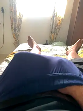 VouchingLagging online show from October 4, 2025, 6:39 pm