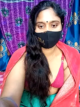 Hot Maleka online show from February 4, 2025, 3:47 pm