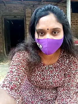 Hot Maleka online show from February 8, 2025, 6:12 am