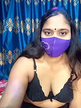 Hot Maleka online show from February 17, 2025, 2:42 am