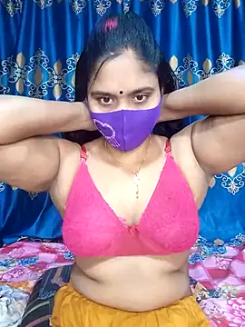 Hot Maleka online show from February 22, 2025, 1:55 am