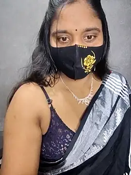 Hot Maleka online show from September 8, 2025, 6:51 pm