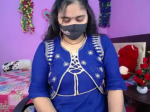 Hot Maleka online show from January 15, 2026, 2:27 am