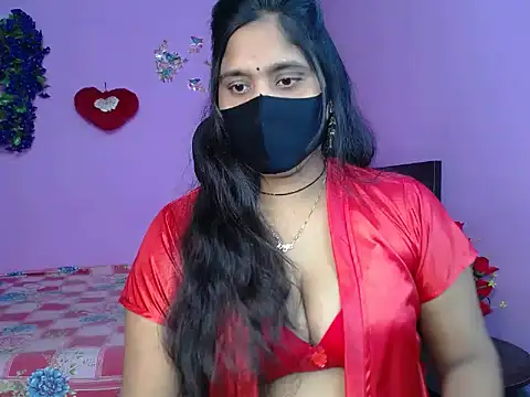 Hot Maleka online show from May 2, 2026, 4:34 pm