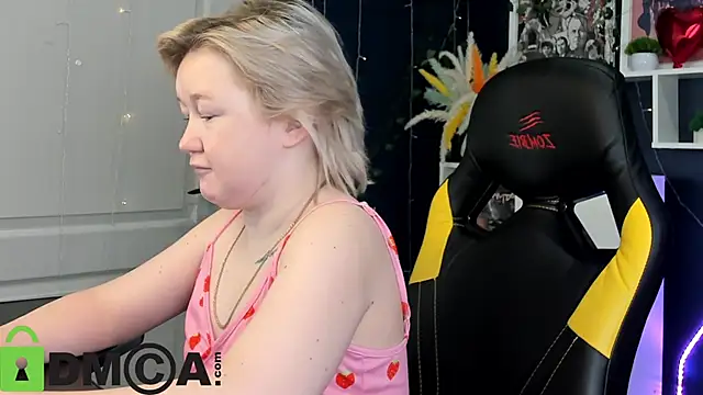 Sara Robinson online show from May 9, 2026, 3:01 am