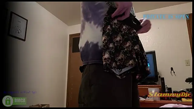 Snapshot of SlammyDjr chatting on May 2, 2026, 3:00 am SlammyDjr online show from May 2, 2026, 3:00 am