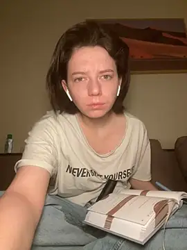 Snapshot of Take_Me_Awayy chatting on January 14, 2025, 4:15 am Take Me Awayy online show from January 14, 2025, 4:15 am