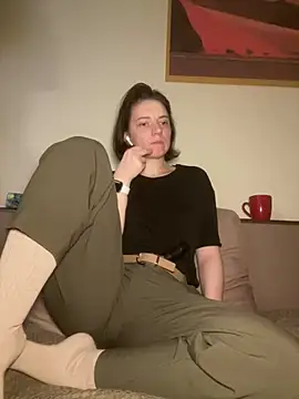Snapshot of Take_Me_Awayy chatting on February 1, 2025, 7:47 am Take Me Awayy online show from February 1, 2025, 7:47 am
