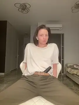 Snapshot of Take_Me_Awayy chatting on February 9, 2025, 3:56 pm Take Me Awayy online show from February 9, 2025, 3:56 pm