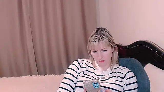 Incredible Ariela online show from February 2, 2025, 1:30 pm