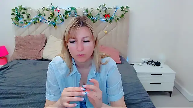 Incredible Ariela online show from May 7, 2026, 11:59 am