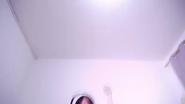 Vicky Love  online show from February 21, 2025, 1:55 pm