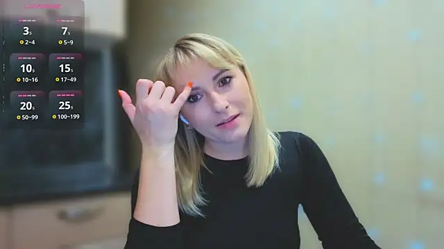 Snapshot of Smoorodinkaa chatting on October 27, 2025, 8:02 pm Smoorodinkaa online show from October 27, 2025, 8:02 pm