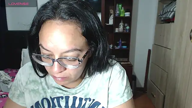 miia-big1boobs  online show from February 7, 2025, 2:19 am