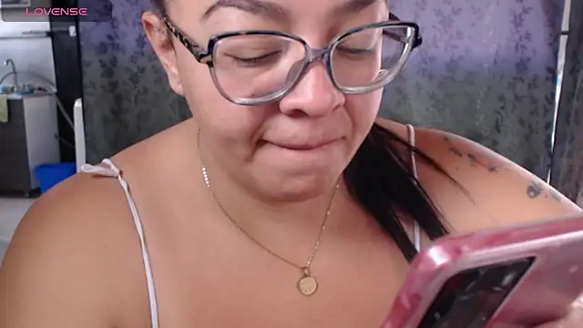 Snapshot of miia-big1boobs_ chatting on July 15, 2026, 1:38 pm miia-big1boobs online show from July 15, 2026, 1:38 pm