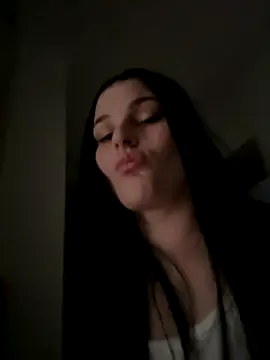 ximena01  online show from November 24, 2025, 8:03 am