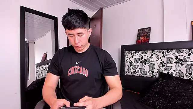 Snapshot of setsuna10 chatting on December 3, 2024, 9:12 pm setsuna10 online show from December 3, 2024, 9:12 pm