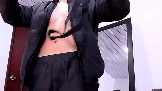 Snapshot of setsuna10 chatting on December 28, 2024, 1:29 am setsuna10 online show from December 28, 2024, 1:29 am