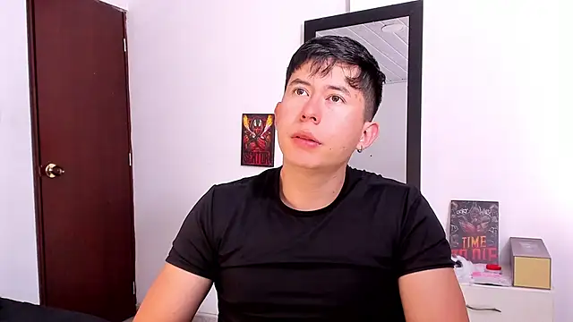 Snapshot of setsuna10 chatting on January 10, 2025, 7:43 pm setsuna10 online show from January 10, 2025, 7:43 pm