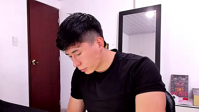 Snapshot of setsuna10 chatting on January 13, 2025, 9:20 pm setsuna10 online show from January 13, 2025, 9:20 pm