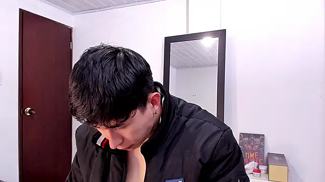 Snapshot of setsuna10 chatting on January 26, 2025, 12:48 am setsuna10 online show from January 26, 2025, 12:48 am