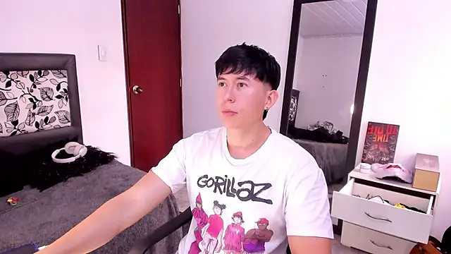 Snapshot of setsuna10 chatting on February 22, 2025, 9:26 pm setsuna10 online show from February 22, 2025, 9:26 pm