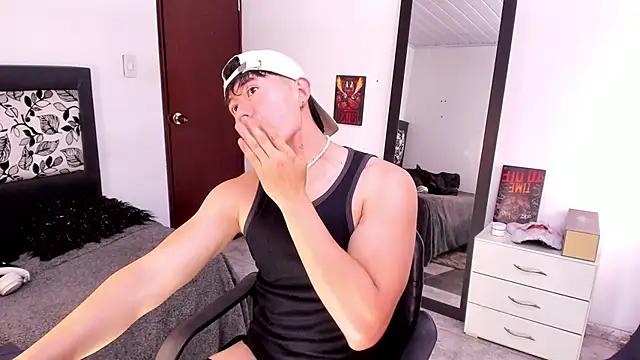 Snapshot of setsuna10 chatting on February 24, 2025, 8:58 pm setsuna10 online show from February 24, 2025, 8:58 pm