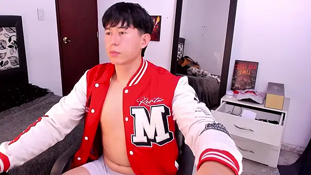 Snapshot of setsuna10 chatting on March 8, 2025, 12:44 am setsuna10 online show from March 8, 2025, 12:44 am