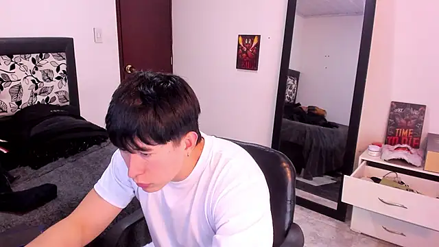 Snapshot of setsuna10 chatting on March 20, 2025, 8:40 pm setsuna10 online show from March 20, 2025, 8:40 pm